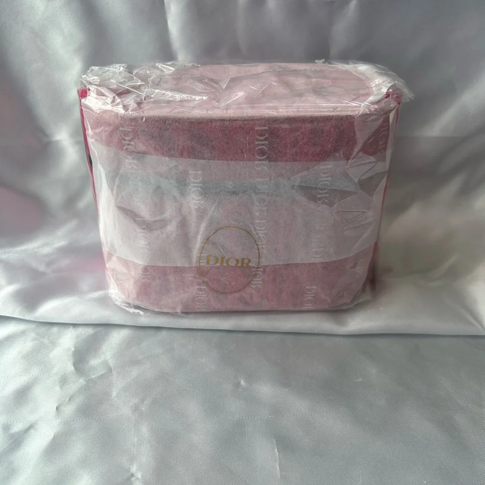 Dior Beauty Miss Dior vanity pouch case - Picture 2 of 5